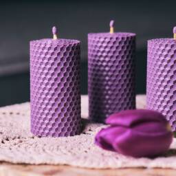 Beeswax Gifts Lavender Set. 3 Pillar Candles With Natural Honey Scent Size - 95 cm & Shea Butter Soap For Gift Home Decor - thumbnail 3