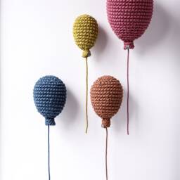 Set Of 3 Crochet Balloons - Nursery Decoration, Baby Shower Gift - thumbnail 3