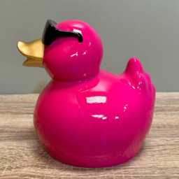 Small Pink Coloured Duck Resin Ornament Cool Modern Indoor Home Sculpture Unusual Display Figure - thumbnail 3