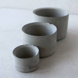 Minimalist Concrete Planter Set - Handmade Succulent Pots - thumbnail 4