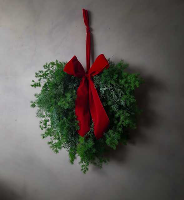 Pre-Order Fresh Christmas Wreath Contemporary Xmas Wreath, Door Foliage Oversized Bow, Ribbon Bows - image 1