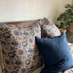 "Blue Linen Pillow Cover Cobalt Exposed Zipper-Leather Pull 20""22"" 24" - thumbnail 4