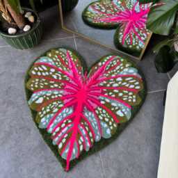 Heart Shaped Caladium Leaf Fluffy Handmade Tufted Rug - thumbnail 4