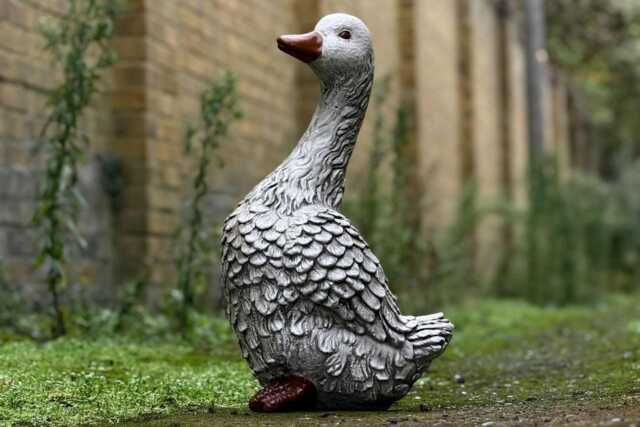 Outdoor Goose Figurine Stone Sitting Decor Concrete Duck Cement Animal Ornament Yard Sculpture Farmer Decoration Gift - image 1