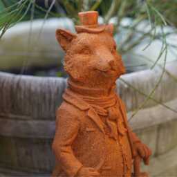 Cast Iron Mr Fox Garden Sculpture - Outdoor Wind in The Willows Statue Ornament - thumbnail 3