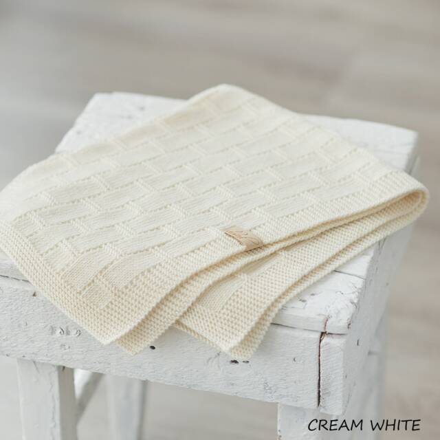Handmade White Merino Wool Knit Baby Blanket Newborn Gift - image 1