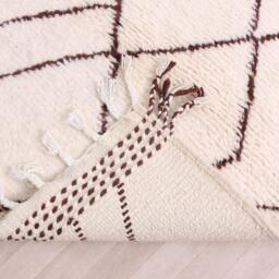 Moroccan Rug, 6x9 Ft Beni Ouarain Rug, Fabulous White & Brown Carpet - thumbnail 4