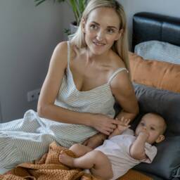 Handmade Linen Throw in Cinnamon Colour, Waffle Pattern Blanket, Bedspread, Coverlet, New Born Blanket - thumbnail 2