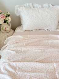 Pink Coquette Floral Cotton Thin Quilt Set & Pillowcases - thumbnail 1