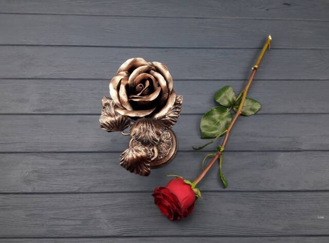 Rose Forged Metal Sculpture 6Th Wedding Gift Blacksmith Rose Steel Forged Iron Anniversary Roses Iron - image 1