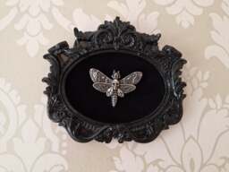 Gothic Death's Head Moth Wall Decor Baroque Oval Frame, Macabre Art - thumbnail 1
