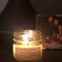 Sea Salt Orchid Soy Candle - thumbnail 2