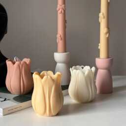Hand Poured Tulip Soy Wax Candle - Sculptural Home Decor - thumbnail 1