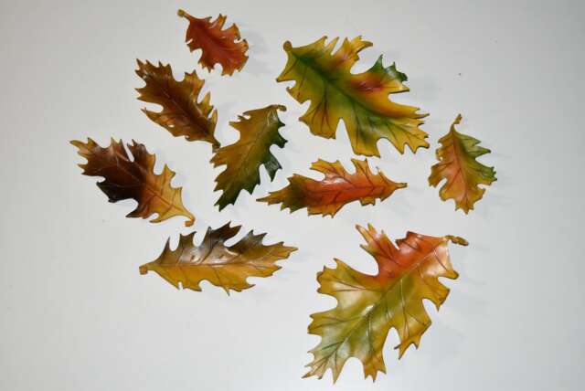Autumn Decor Leather Oak Leaf Wall Hanging - image 1