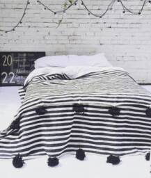 Berber Blanket - Pom Pom Blanket Moroccan Tassel Throw Warm Sofa Cotton New Home Gift White/Black