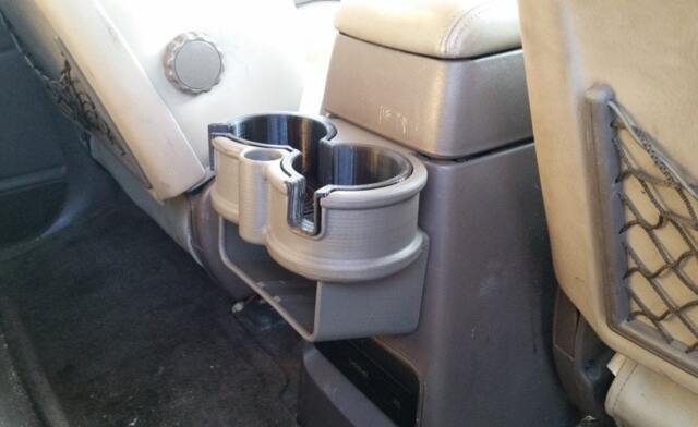 80 Series Rear Double Cup Holder - image 1