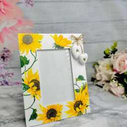 Sunflower Wooden Photo Frame, Rustic Decoupage With Hearts - 4x6 Photo - thumbnail 3