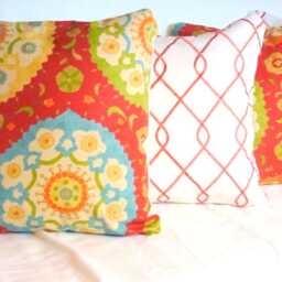 Red Linen Blend Pillow Cover, Richloom Cornwall Fabric, 18x18 - thumbnail 3