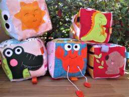 Sensory Cube For Children, Manipulation Game, Customizable, Hand Embroidered - thumbnail 1