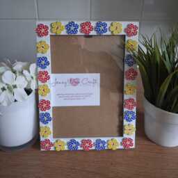 Colourful Polka Dot Wooden Flower Shaped Button Photo Frame 5 X 7 Inches - thumbnail 1