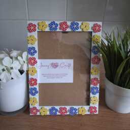 Colourful Polka Dot Wooden Flower Shaped Button Photo Frame 5 X 7 Inches - thumbnail 4