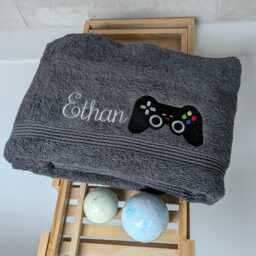 Personalised Gaming Controller Bath Towel Custom Name Embroidery - thumbnail 3