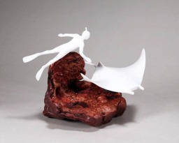 Manta Ray Sculpture With Snorkeler, Pellucida On Burlwood Base - thumbnail 1
