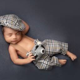 Hand-Felted Newborn Music Props Toy, Felted Microphone Toy, Needle Camera Toy, Newborn Photography Props, Newborn Photo - thumbnail 4