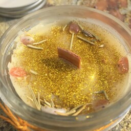Golden Rays Beeswax Candle Lemon, Orange, Rosemary, Sun Charm - thumbnail 3