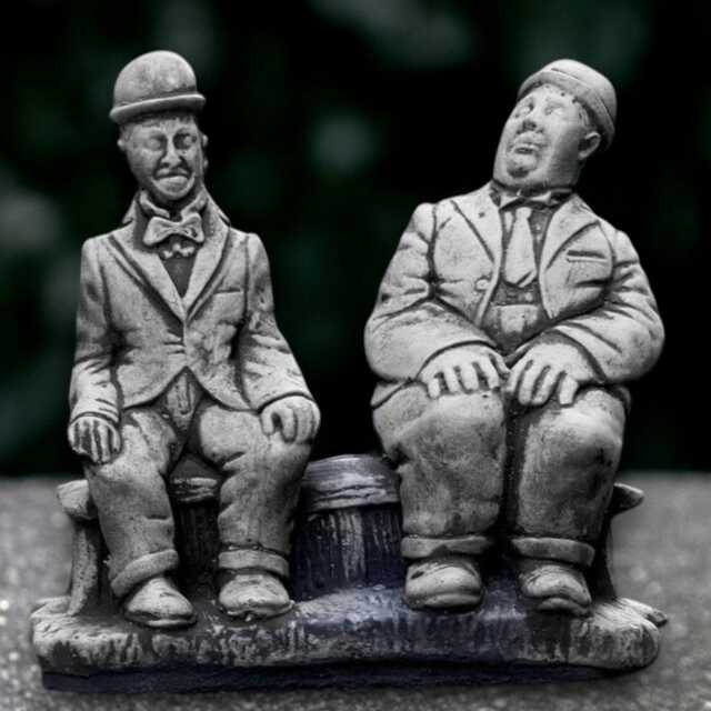 Fantasy Two Man Statue Concrete Friends Sculpture Outdoor Friendship Decoration Handmade Ornament Garden & Home Figurine Lover Gift - image 1