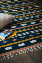 Tribal Handcrafted Flatwoven Modern Kilim Rug Wool Area Rug Runner Aztec Boho Style Indigo 5x7 6x9 8x10 9x12 Living Room Decor Spring - thumbnail 1