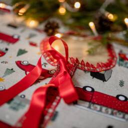 Printed Christmas Tree Skirt With Gifts, Linen Fabric Skirt, Swedish Rustic Xmas Skirts, Accent - thumbnail 3