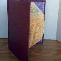 Te Amo - Folded Book Art Fully Customizable, Spanish, I Love You - thumbnail 3