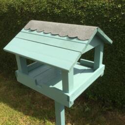 Garden Bird Feeder Table - Hand Made in Seagrass Colour - thumbnail 2