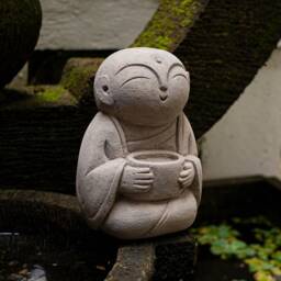 Jizo Statue 8 Inch/20 cm, Figurine, Buddha, Home Decor, Garden Guardian Jizo, Patio Birthday Gift, Gift Idea - thumbnail 4