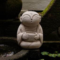 Jizo Statue 8 Inch/20 cm, Figurine, Buddha, Home Decor, Garden Guardian Jizo, Patio Birthday Gift, Gift Idea - thumbnail 3