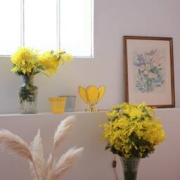 Flower Table Lamp - Mimosa & Gold - thumbnail 4