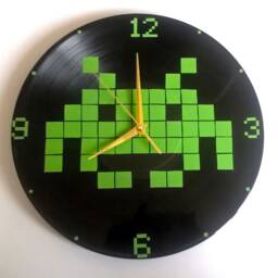Space Invader Painted Vinyl Record Clock, Wall Clock. Gift For Gamer - thumbnail 2