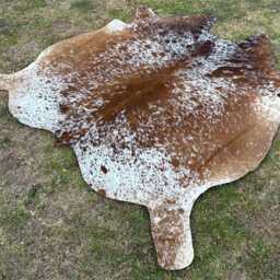 Natural Brown & White Speckled Cowhide-Exotic Hair On Cowhide For Western Home Decor-Brazillian Cowhide-Elegant Handmade Floor Area Rug - thumbnail 3