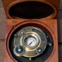 Pocket Watch - F2 Shutter - thumbnail 4