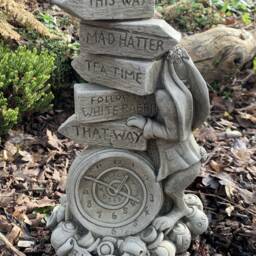 March Hare - Alice in Wonderland Stone Garden Ornament - thumbnail 4