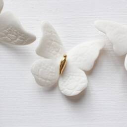 3 White Porcelain & Gold Butterflies With Lace Print For Wall Decoration - thumbnail 3
