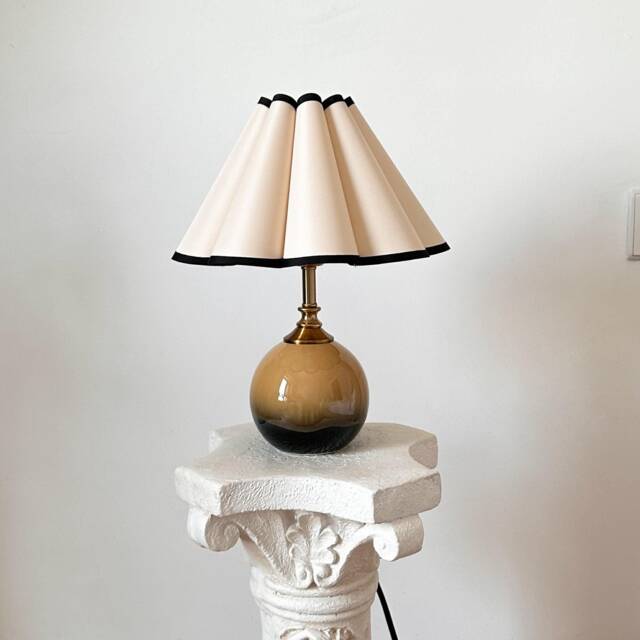 Handmade Brown Ceramic Small Tall Table Lamp 110-250V Pleated Scallop Black Trim Petal Shade Bedroom Kitchen Living Room Neutral Decor - image 1