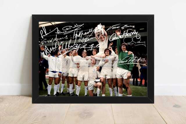 Squad Signed Fa Cup 1972 - Printed Leeds United Autograph Print Photo Framed Option Printed Utd V - image 1