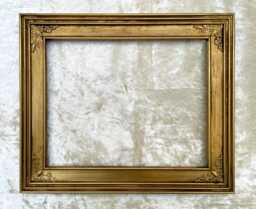 Fine Ornate Gilt Wood Vintage Style Gallery Picture Frame - thumbnail 1