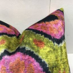 Handwoven Silk Ikat Pillow Cover 16x16, Modern Home Decor - thumbnail 2