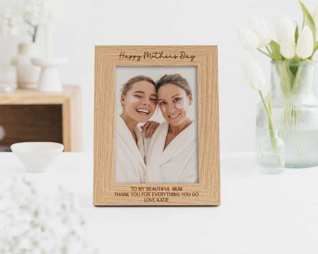 Mother's Day Gift - For Mum Mummy Mama On Engraved Personalised Frame For 7x5 Or 6x4 Picture - image 1