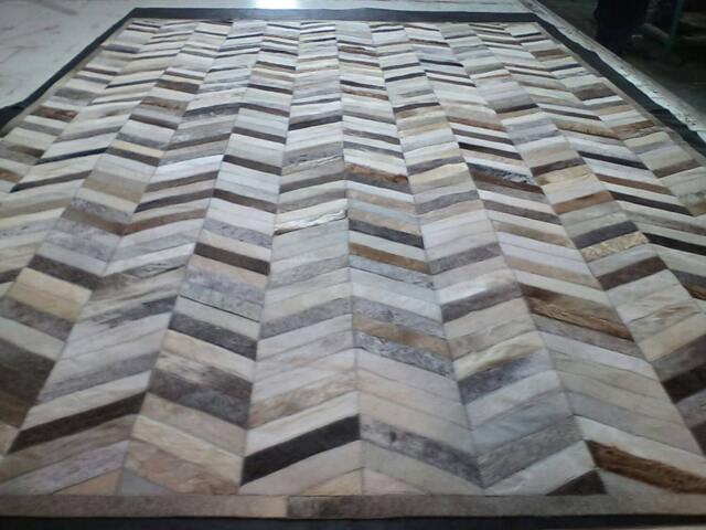 Cowhide Patchwork Rug Raw Leather Argentina - Free Shipping Cowhide Handmade 6'x8' Mix Of Beige, Grey Browns, Whites & Light - image 1