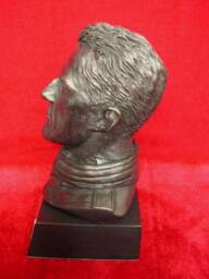 Michael Schumacher Bronzed Bust Sculpture, Limited Edition F1 Collectible - thumbnail 2