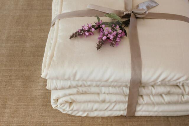 Comforter For A Full Size Bed, Wool Duvet Gift - Us Duty Paid - image 1